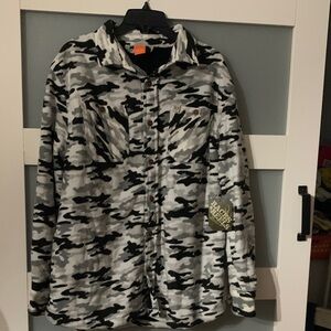 Racks & Reels- Camo light weight jacket